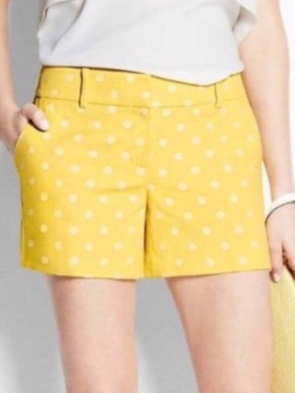 Ann Taylor Brand Women's size 12 Yellow & White Polka Dot Shorts